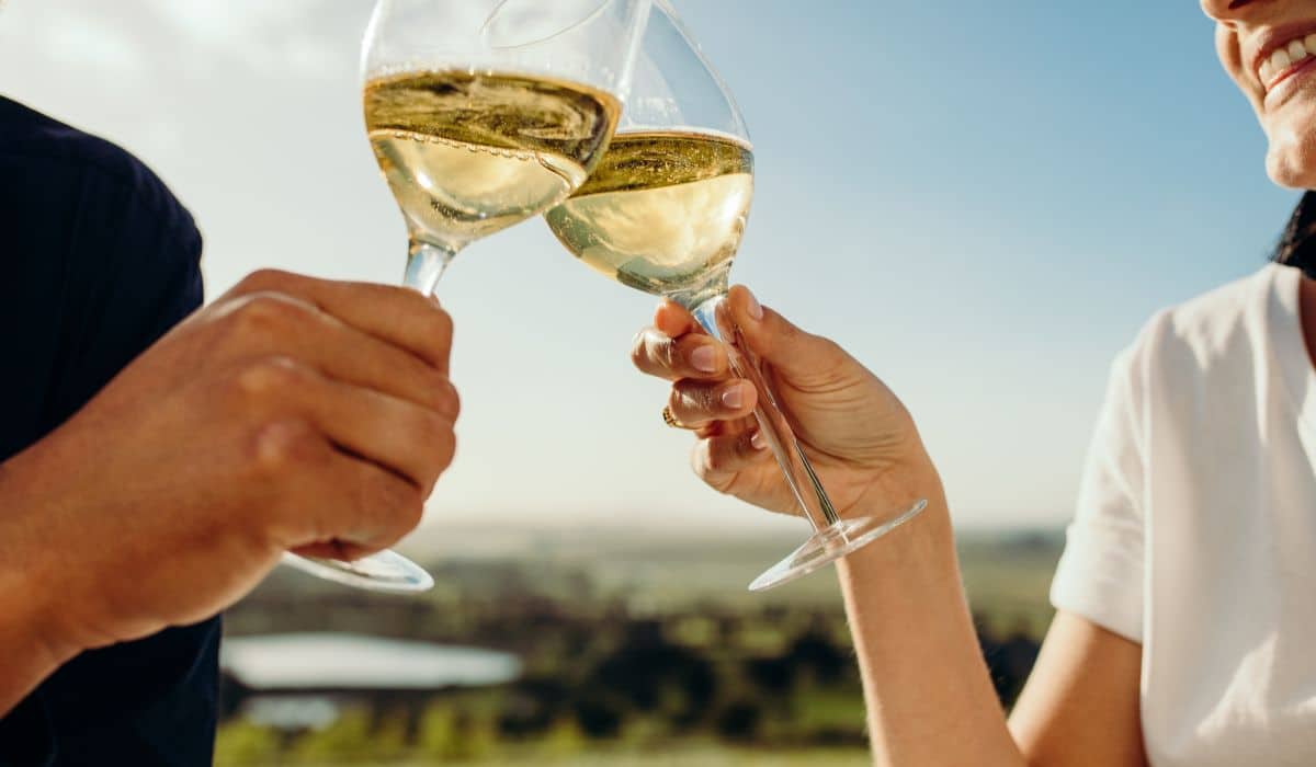 Chenin Blanc - Couple Drinking Wine